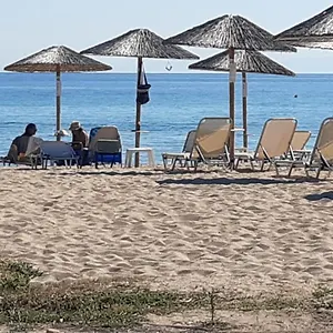 Ammos Seafront Family Apartament Nea Plagia